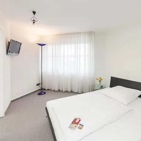 Strijewski - Aparthotel 4*