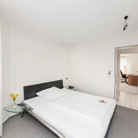 Strijewski - 4* Wolfsburg